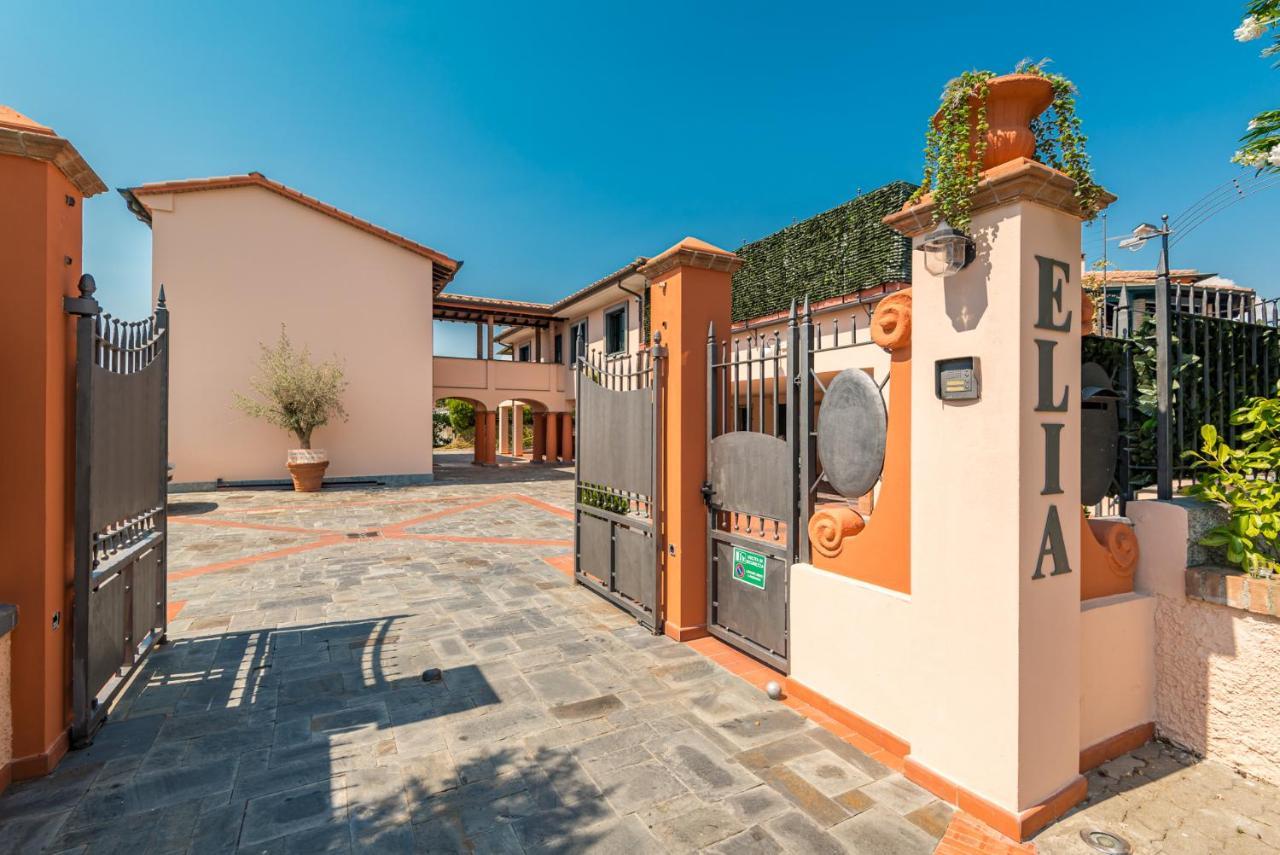 Hotel La Pietra Restaurant Fosdinovo Dış mekan fotoğraf