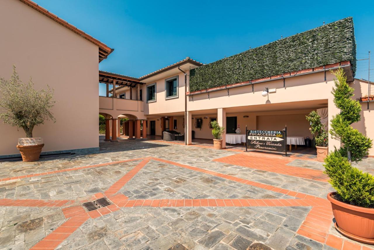 Hotel La Pietra Restaurant Fosdinovo Dış mekan fotoğraf