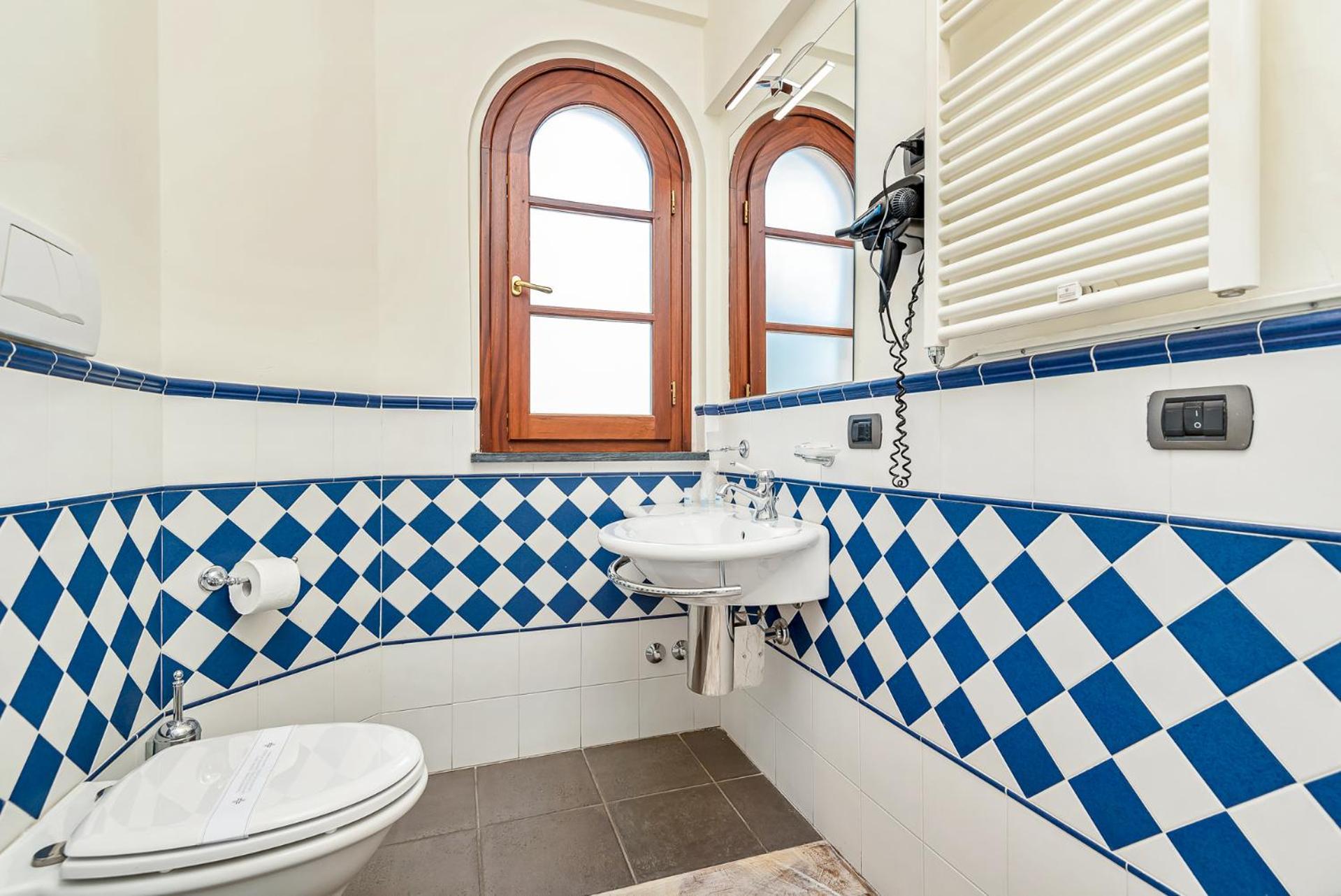 Hotel La Pietra Restaurant Fosdinovo Dış mekan fotoğraf